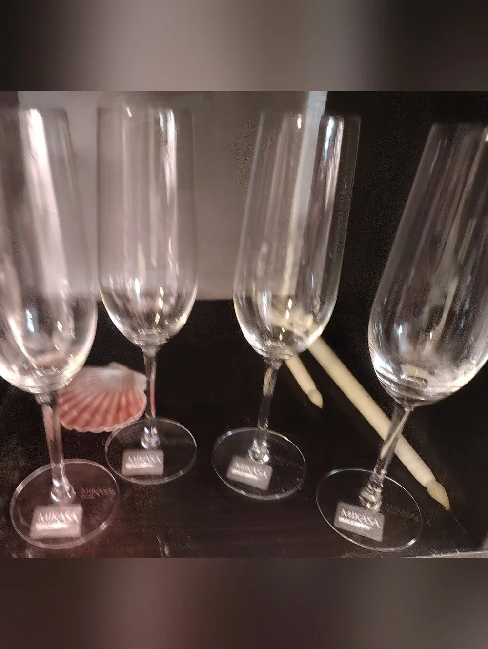 Mikasa Living Mia Glass Champagne Flutes Set of 4 NIB
